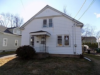 71 State St, Chicopee, MA 01013