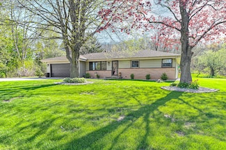 7801 Hagemann Rd, Caledonia, WI 53108