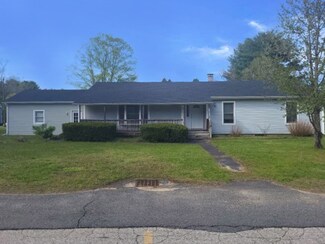 39 Ruggles St, Hardwick, MA 01031