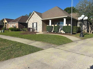 17160 Fountainbleau Dr, Prairieville, LA 70769