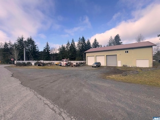1665 Black Diamond Rd, Port Angeles, WA 98362