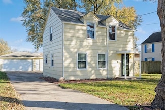 1237 E 25th St, Des Moines, IA 50317