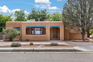 341 Fontana Place NE, Albuquerque, NM 87108