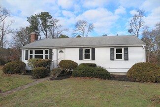 10 Sidney Rd, Harwich, MA 02645