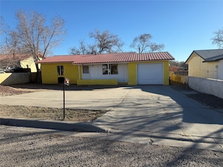 1706 Greenfield Rd, Espanola, NM 87532