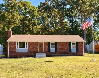 425 Evanrude Ln, Sandston, VA 23150