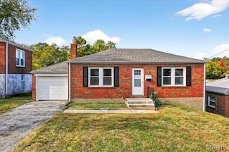 3525 Wismer Rd, Saint Ann, MO 63074