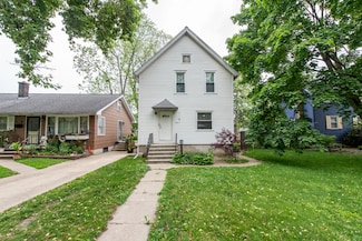 3011 Emmaus Ave, Zion, IL 60099