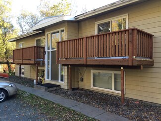 17820 Hillcrest Dr, Anchorage, AK 99577