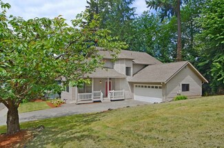450 NW Paxford Ln, Bremerton, WA 98311