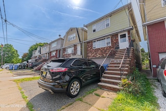 13-15 Dino Dr, Woodbridge Township, NJ 08832