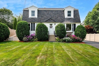 1068 Mammoth Rd, Manchester, NH 03104