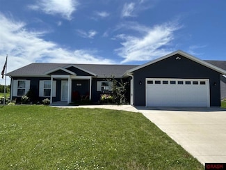 1108 11th Ave SE, Waseca, MN 56093