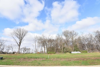 8812 Dahlia Ct, Center Township, IN 47725