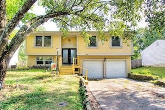 1399 Wade Rd, Milford, OH 45150