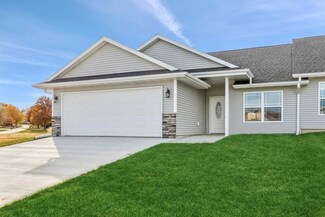 305 W Easy St, Wayland, IA 52654