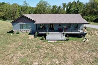 20 Sloan Rd, Allenport, PA 15412