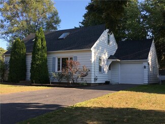221 Worthington Rd, Rochester, NY 14622
