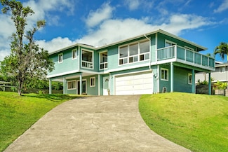 3541 Pua Kenikeni St, Kalaheo, HI 96741