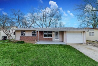 6108 Old Collinsville Rd, Fairview Heights, IL 62208