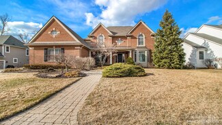 1178 Innsbrook Ct, Ann Arbor, MI 48108