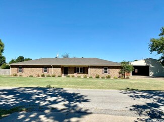 426 NW Lawrence St, Hoxie, AR 72433