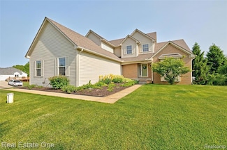 2338 Malena Ln, Oxford, MI 48371