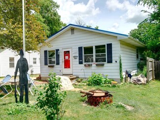 4927 Christiansen Rd, Lansing, MI 48910