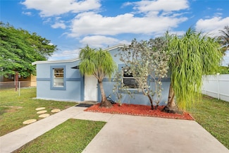 1939 Arthur St, Hollywood, FL 33020