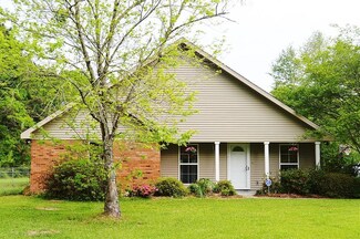 11435 N Lee Hughes Rd, Hammond, LA 70401