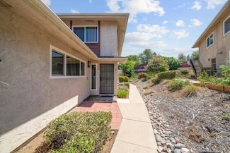 12156 Wintergreen Dr Unit 2, Lakeside, CA 92040