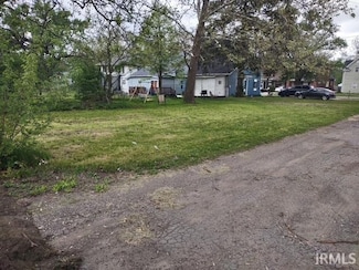 405 Studebaker St, South Bend, IN 46628