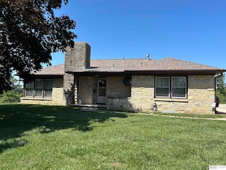 9446 N 30th St, Omaha, NE 68112