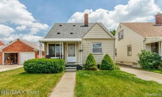 5224 Chase Rd, Dearborn, MI 48126