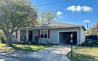 309 Elm St, Whitesboro, TX 76273