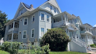 37 Chase Ave, Springfield, MA 01108