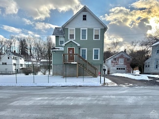 63 Bushnell Ave, Catskill, NY 12414