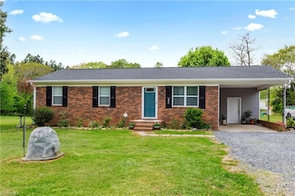 7310 Plunkett Rd, Belews Creek, NC 27009