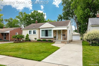 30833 Florence St, Garden City, MI 48135