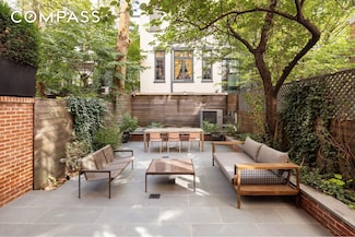 136 E 65th St, New York, NY 10065
