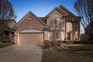 50368 Waterstone Ct, Plymouth, MI 48170