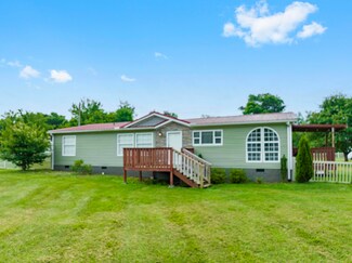 9022 Mascot Rd, Mascot, TN 37806