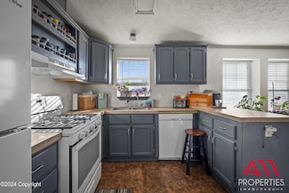 800 S Gurley Ave, Gillette, WY 82716