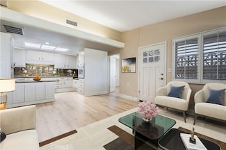 13300 Twin Hills Dr Unit 46 A, Seal Beach, CA 90740