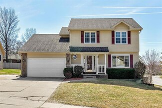 8048 Dellwood Dr, Urbandale, IA 50322