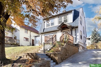 1050 S 35th Ave, Omaha, NE 68105