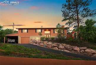 443 E Fountain Place, Manitou Springs, CO 80829