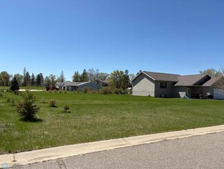 1101 Tamarac Ave, Frazee, MN 56544