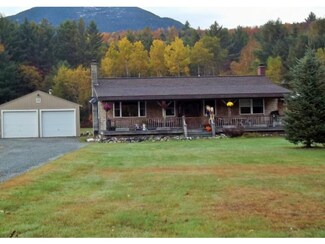 708 Northside Rd, Stark, NH 03582