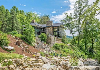 400 Kings Dr, Lake Lure, NC 28746